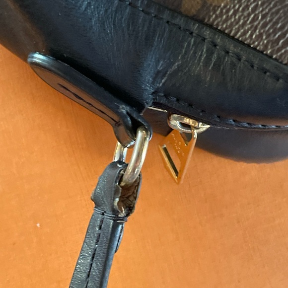 Louis Vuitton Saintonge - Picture 14 of 15